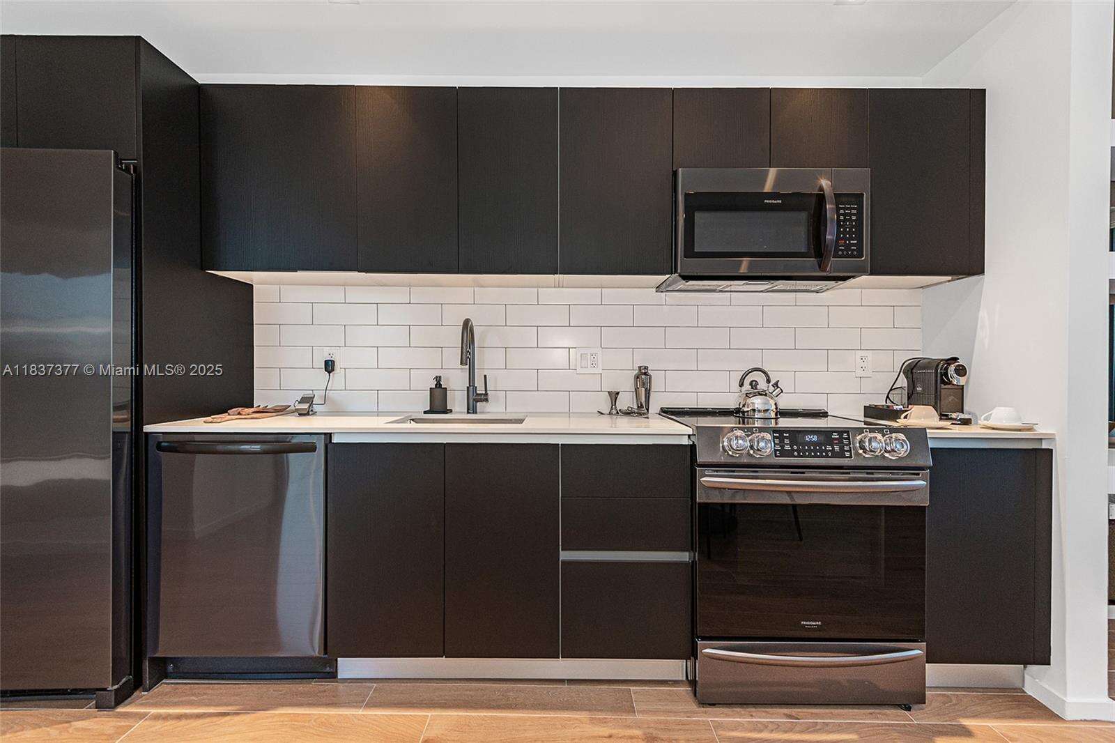 398 NE 5TH STREET - 398 5th St, Miami, FL 33132 | Picture 8