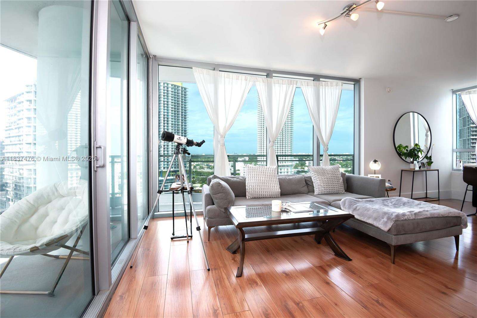 The Ivy at 90 3rd St, Miami, FL 33130 - For Sale photo 11