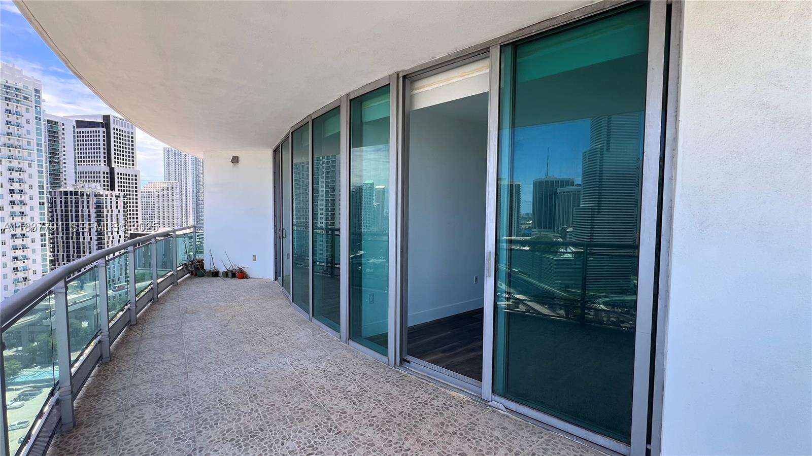 Wind By Neo at 350 Miami Ave, Miami, FL 33130 - For Sale photo 15