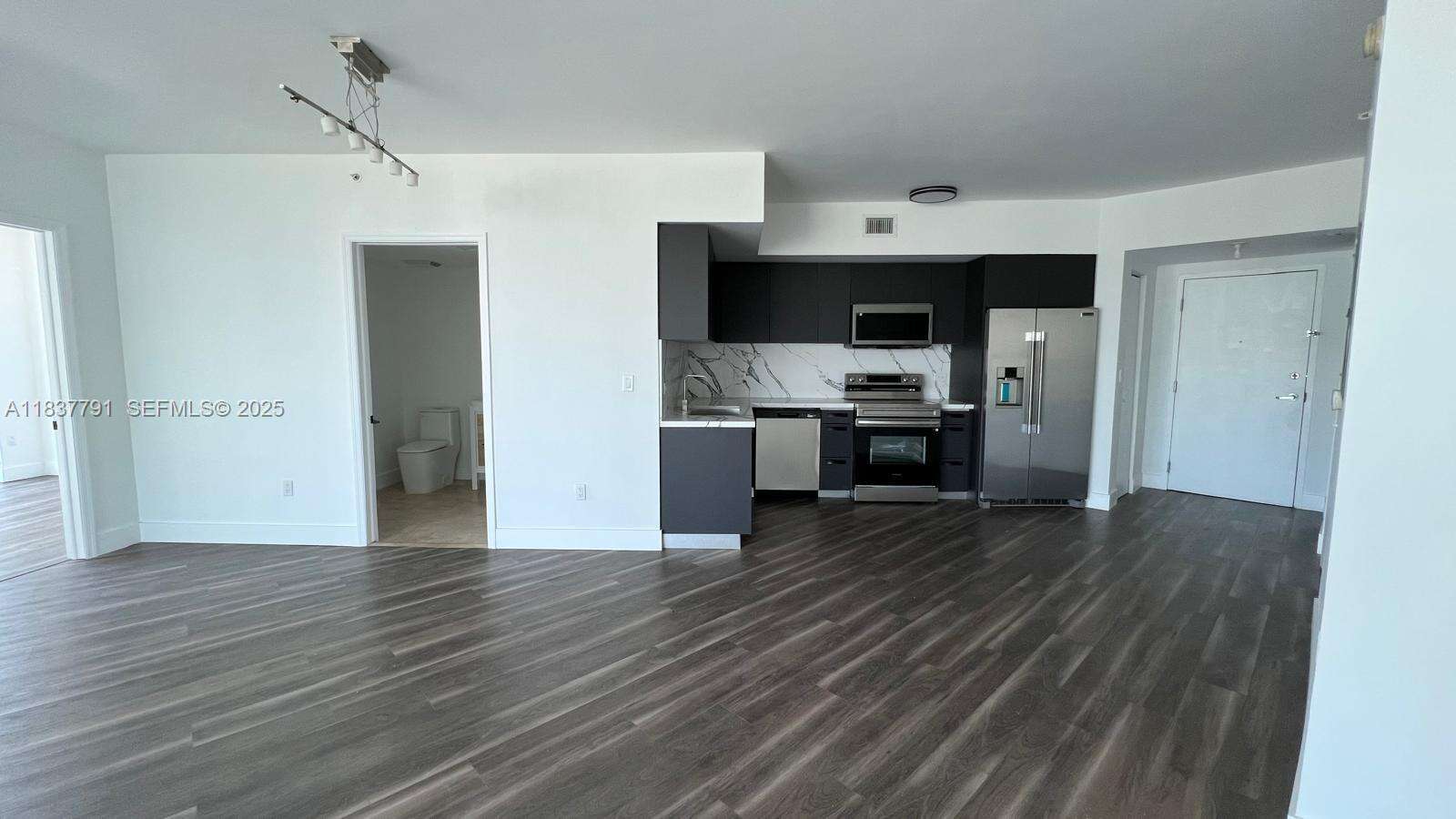 Wind By Neo at 350 Miami Ave, Miami, FL 33130 - For Sale photo 3