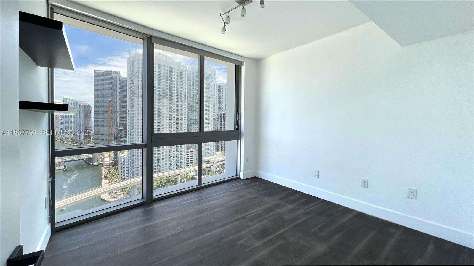 Wind By Neo at 350 Miami Ave, Miami, FL 33130 - For Sale photo 7