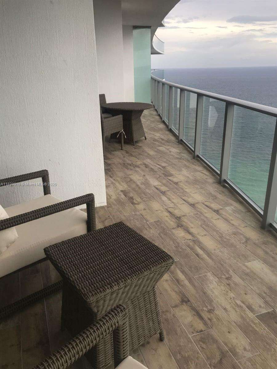 Hyde Resort at 4111 Ocean Dr, Hollywood, FL 33019 - For Sale photo 11