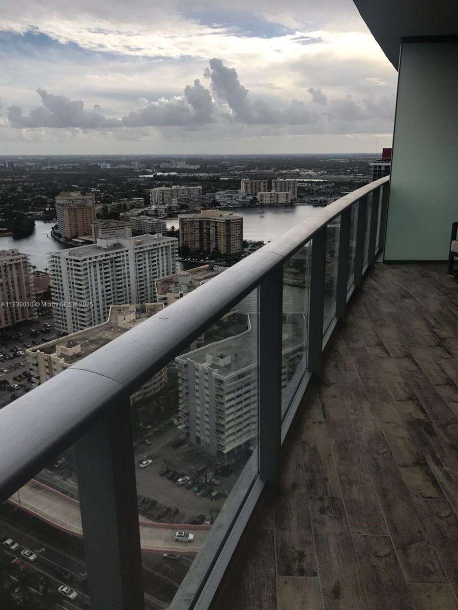 Hyde Resort at 4111 Ocean Dr, Hollywood, FL 33019 - For Sale photo 16