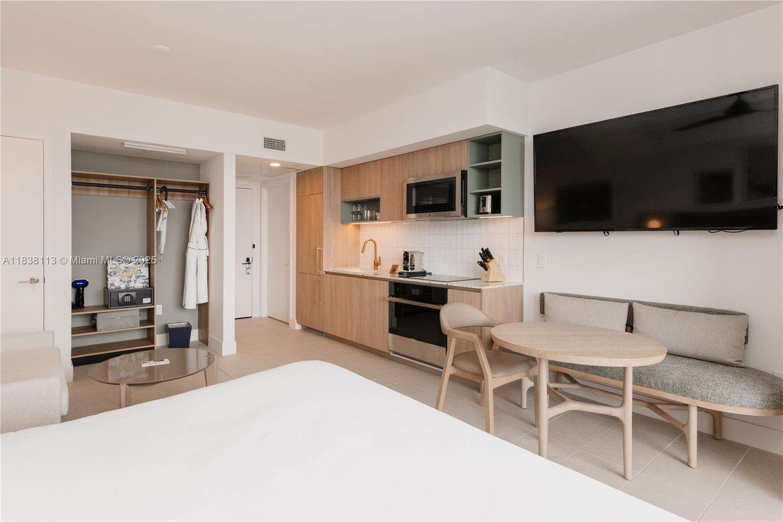 Natiivo | Gale Miami at 601 1 Ave, Miami, FL 33132 - For Sale photo 14