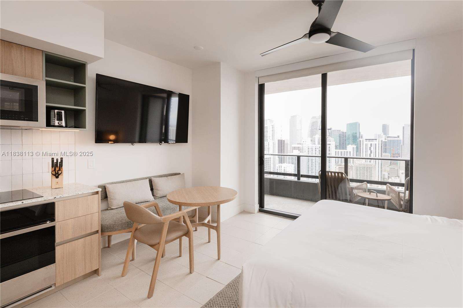 Natiivo | Gale Miami at 601 1 Ave, Miami, FL 33132 - For Sale photo 17