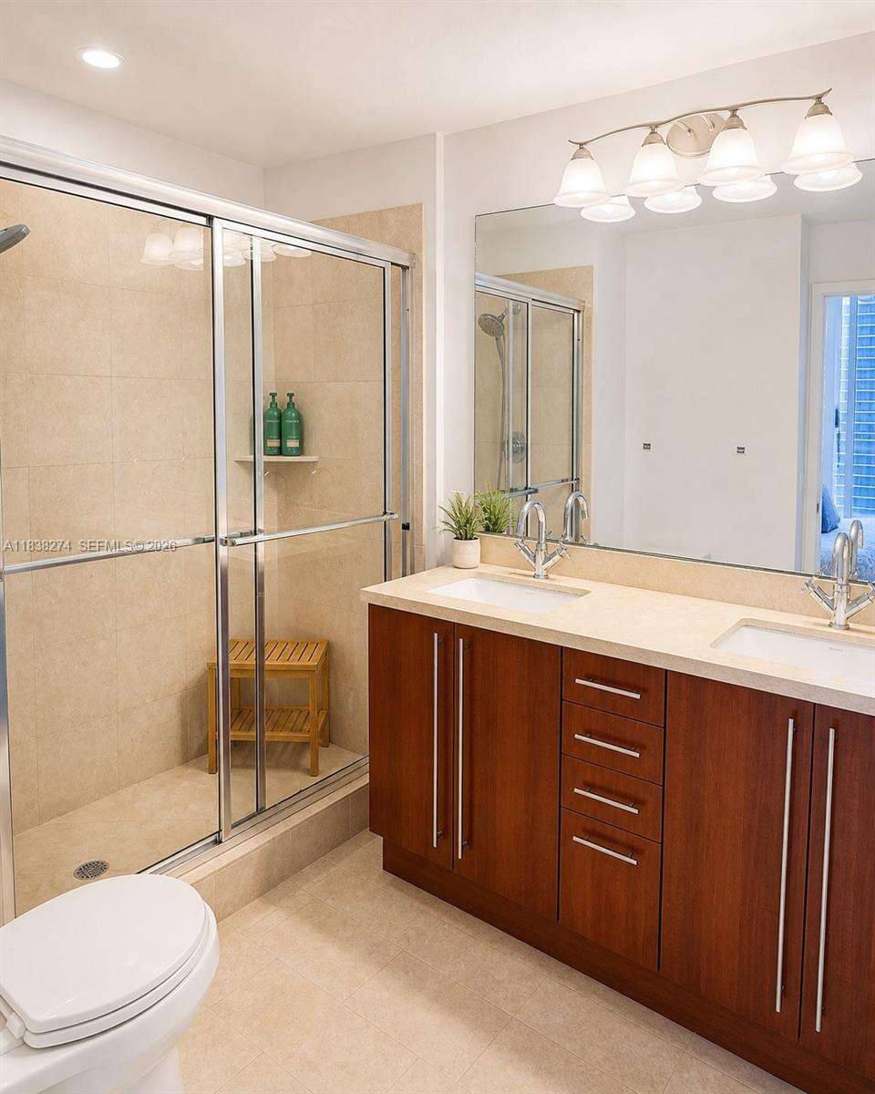 Axis On Brickell at 1111 1 Ave, Miami, FL 33130 - For Sale photo 11