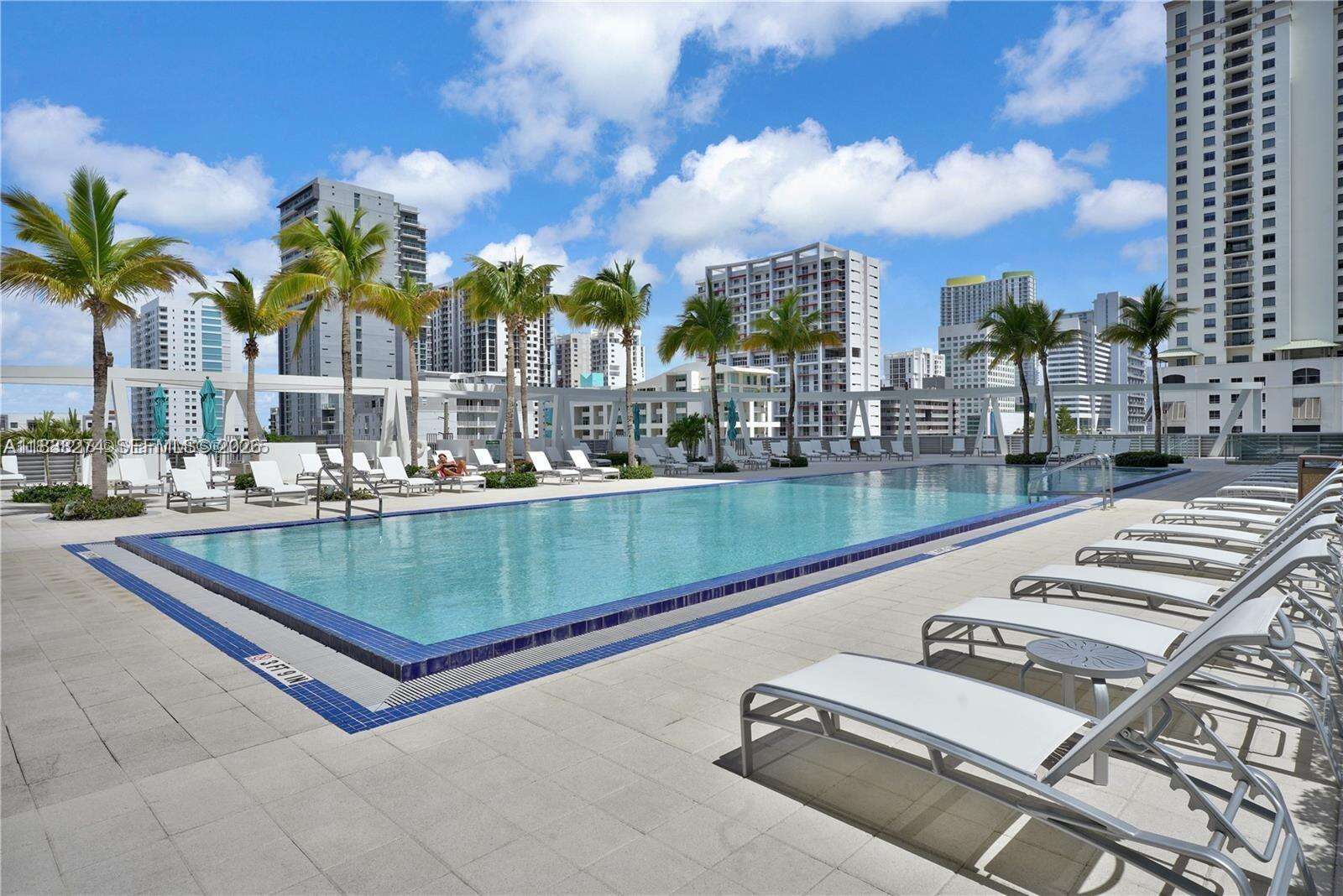 Axis On Brickell at 1111 1 Ave, Miami, FL 33130 - For Sale photo 26