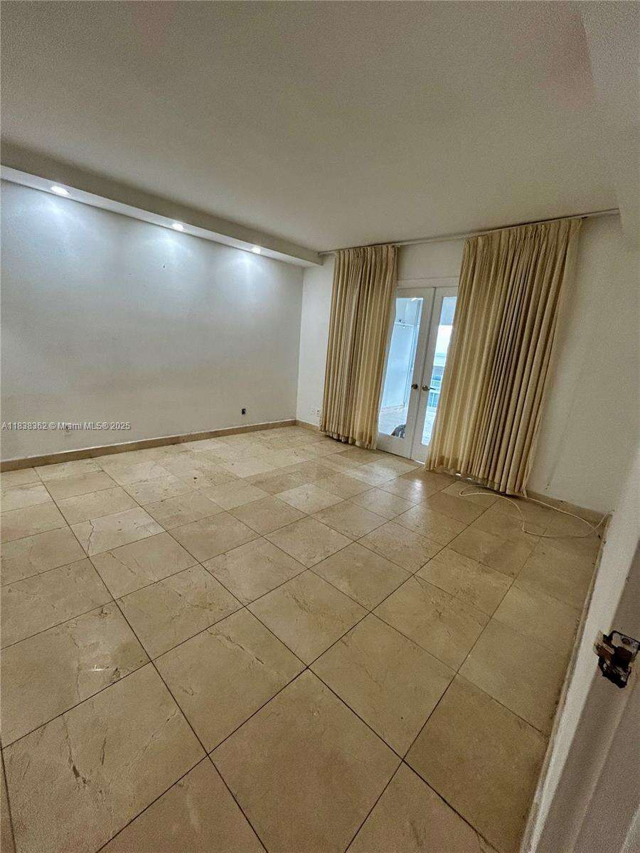 The Carriage House at 5401 Collins Ave, Miami Beach, FL 33140 - For Sale photo 36