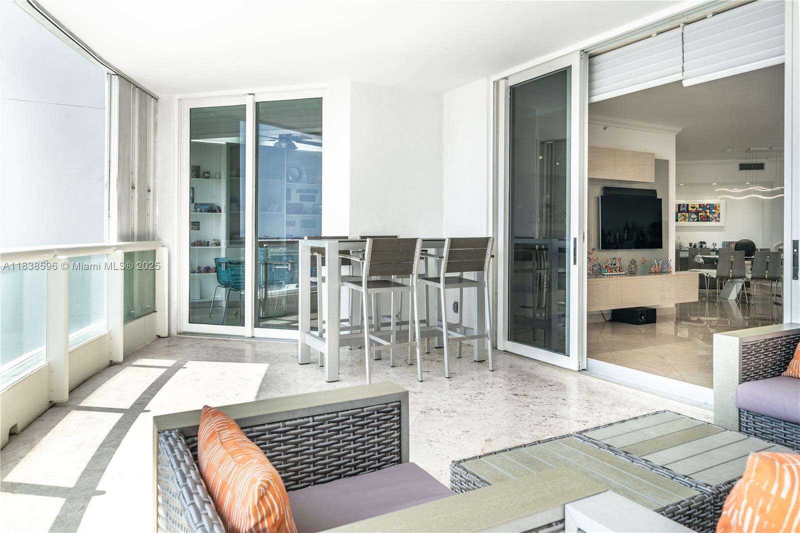 ATLANTIC III AT THE POINT - 21050 Point Pl, Aventura, FL 33180 | Picture 11