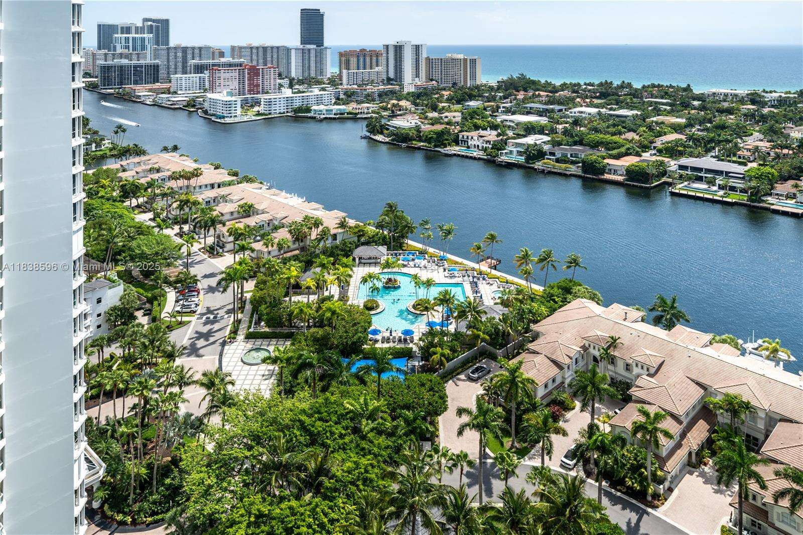 ATLANTIC III AT THE POINT - 21050 Point Pl, Aventura, FL 33180 | Picture 14