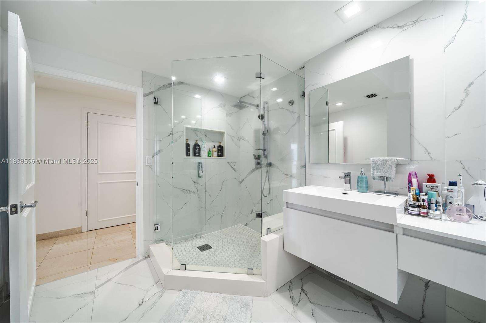 ATLANTIC III AT THE POINT - 21050 Point Pl, Aventura, FL 33180 | Picture 28