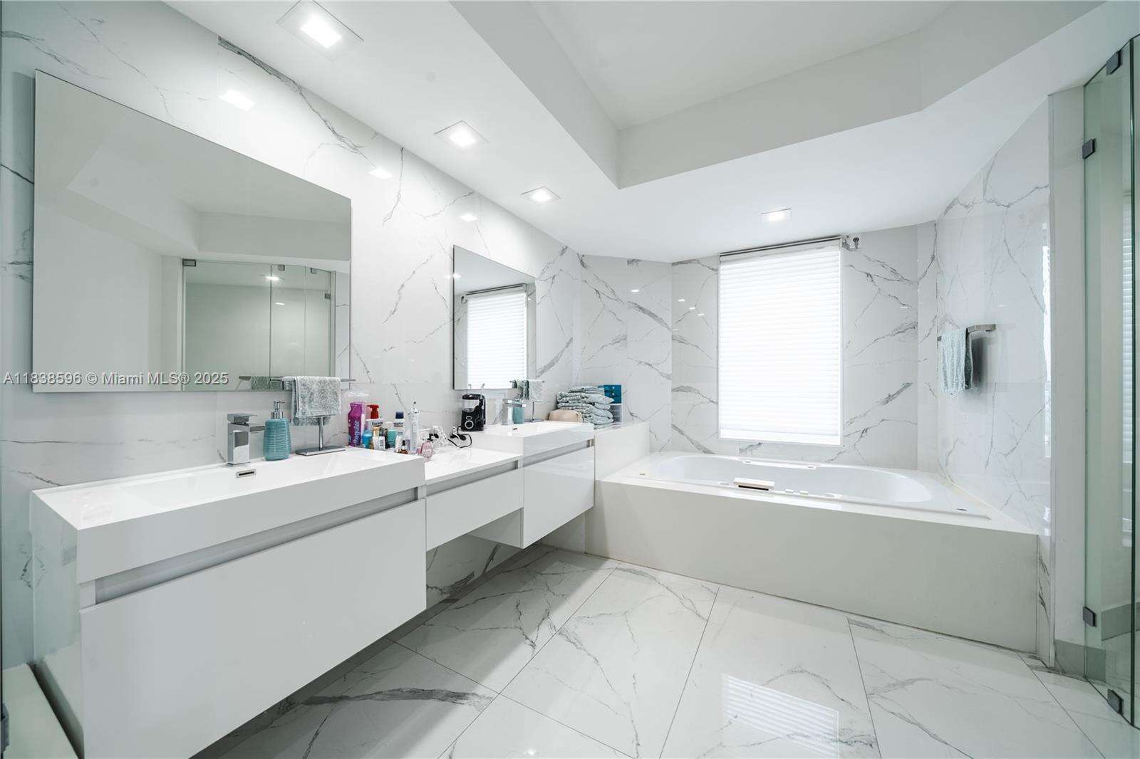 ATLANTIC III AT THE POINT - 21050 Point Pl, Aventura, FL 33180 | Picture 30