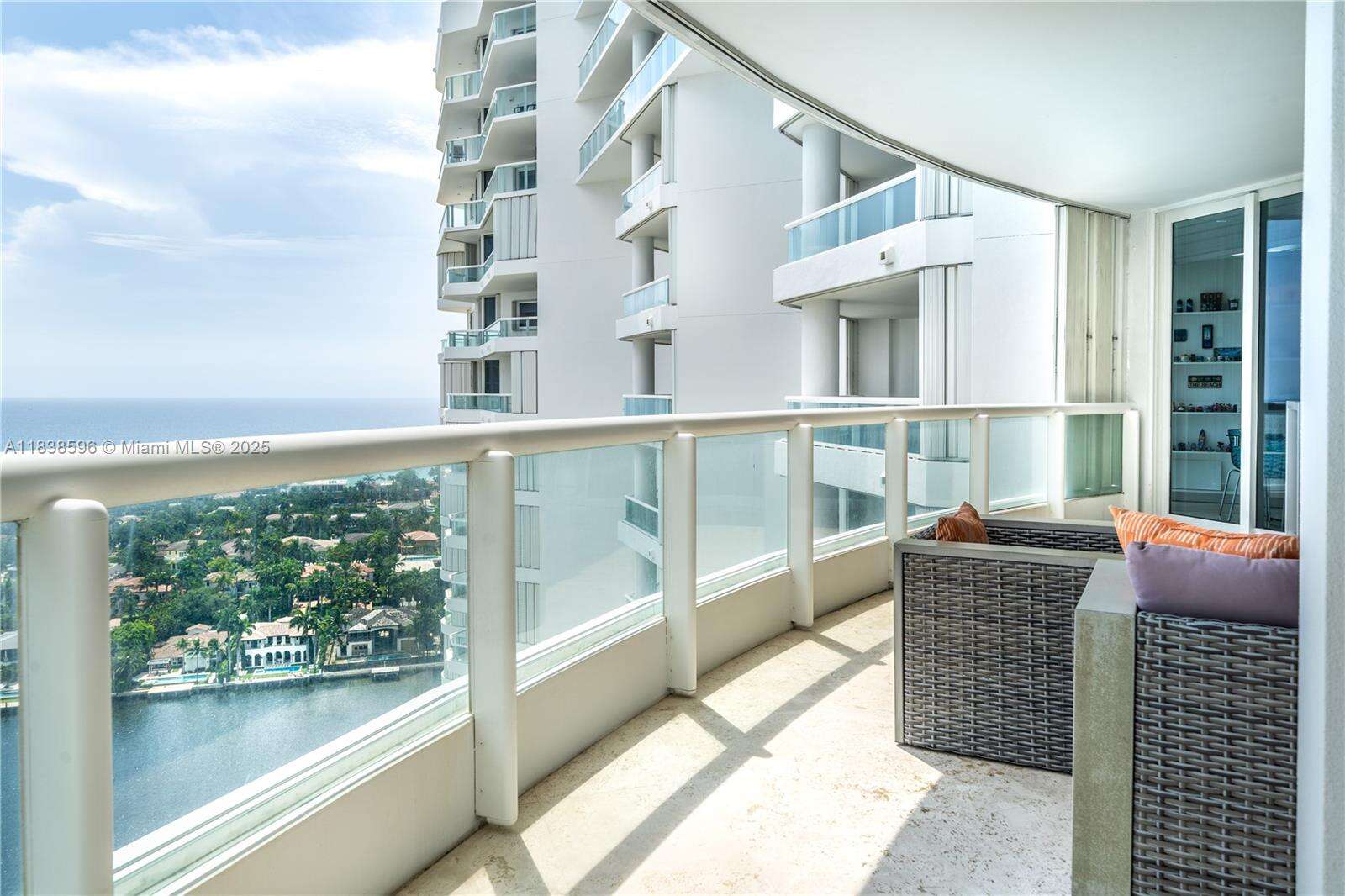 ATLANTIC III AT THE POINT - 21050 Point Pl, Aventura, FL 33180 | Picture 10