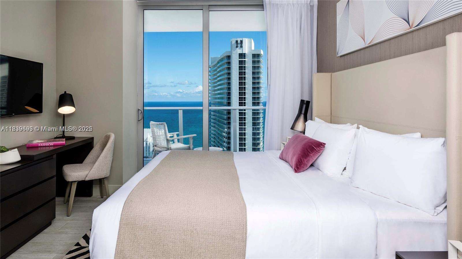 Hyde Beach House at 4010 Ocean Dr, Hollywood, FL 33019 - For Sale photo 14