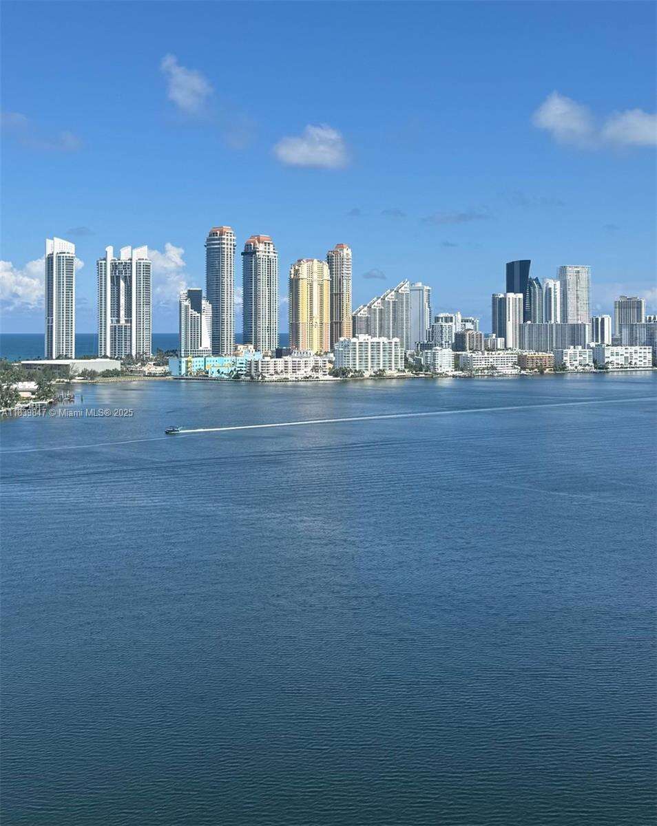 Mystic Pointe Tower 500 at 3530 Mystic Pointe Dr, Aventura, FL 33180 - For Sale photo 1