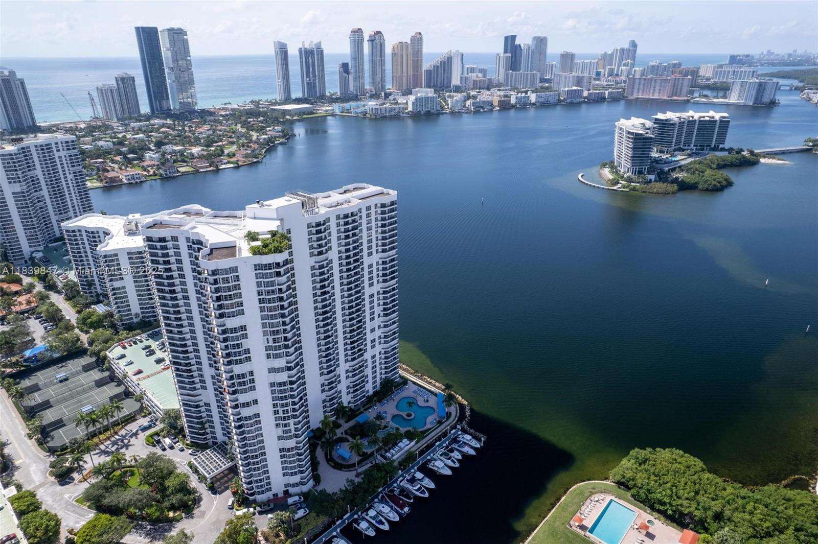 Mystic Pointe Tower 500 at 3530 Mystic Pointe Dr, Aventura, FL 33180 - For Sale photo 19