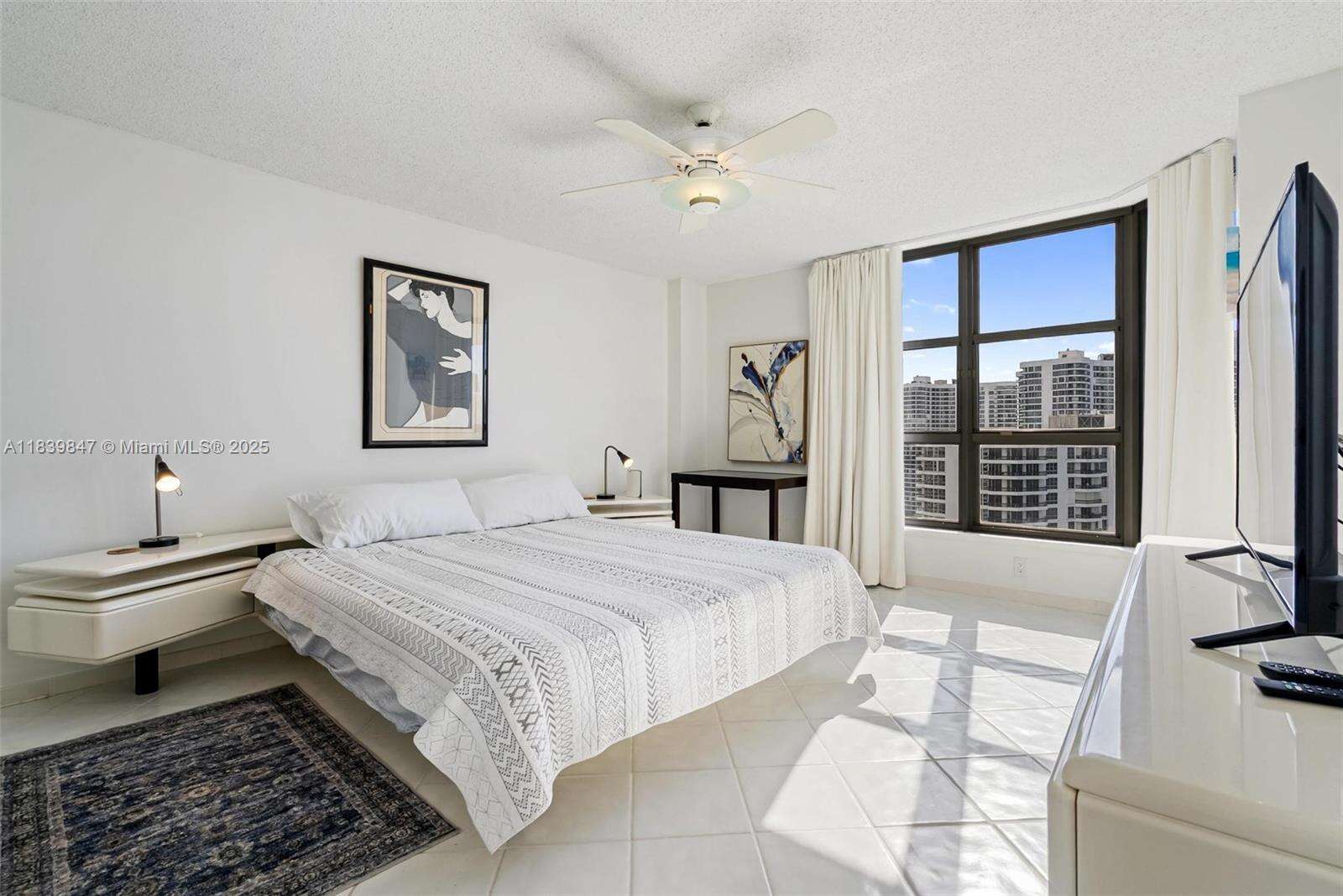 Mystic Pointe Tower 500 at 3530 Mystic Pointe Dr, Aventura, FL 33180 - For Sale photo 9