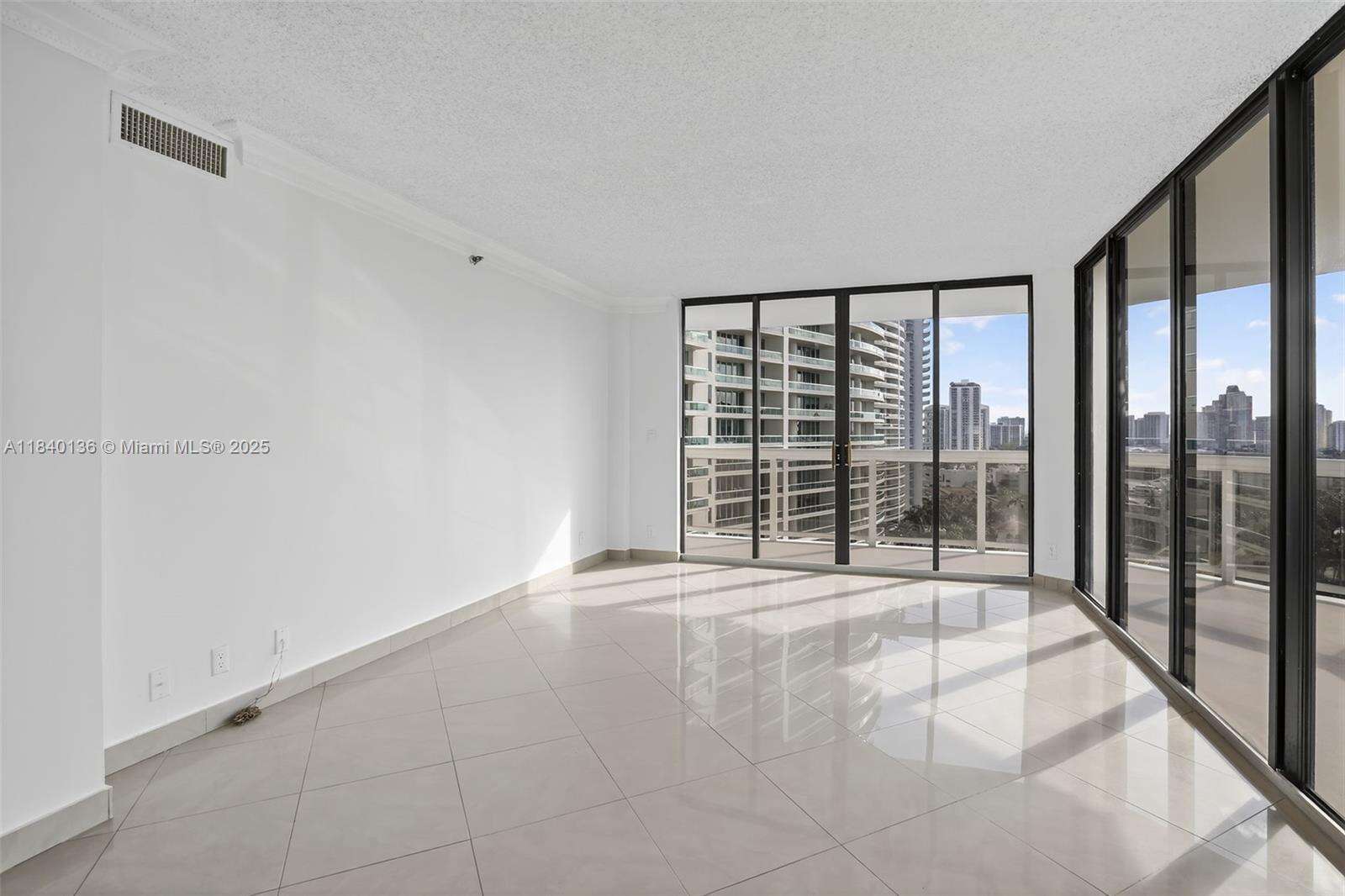 The Landmark at 20185 Country Club Dr, Aventura, FL 33180 - For Sale photo 11