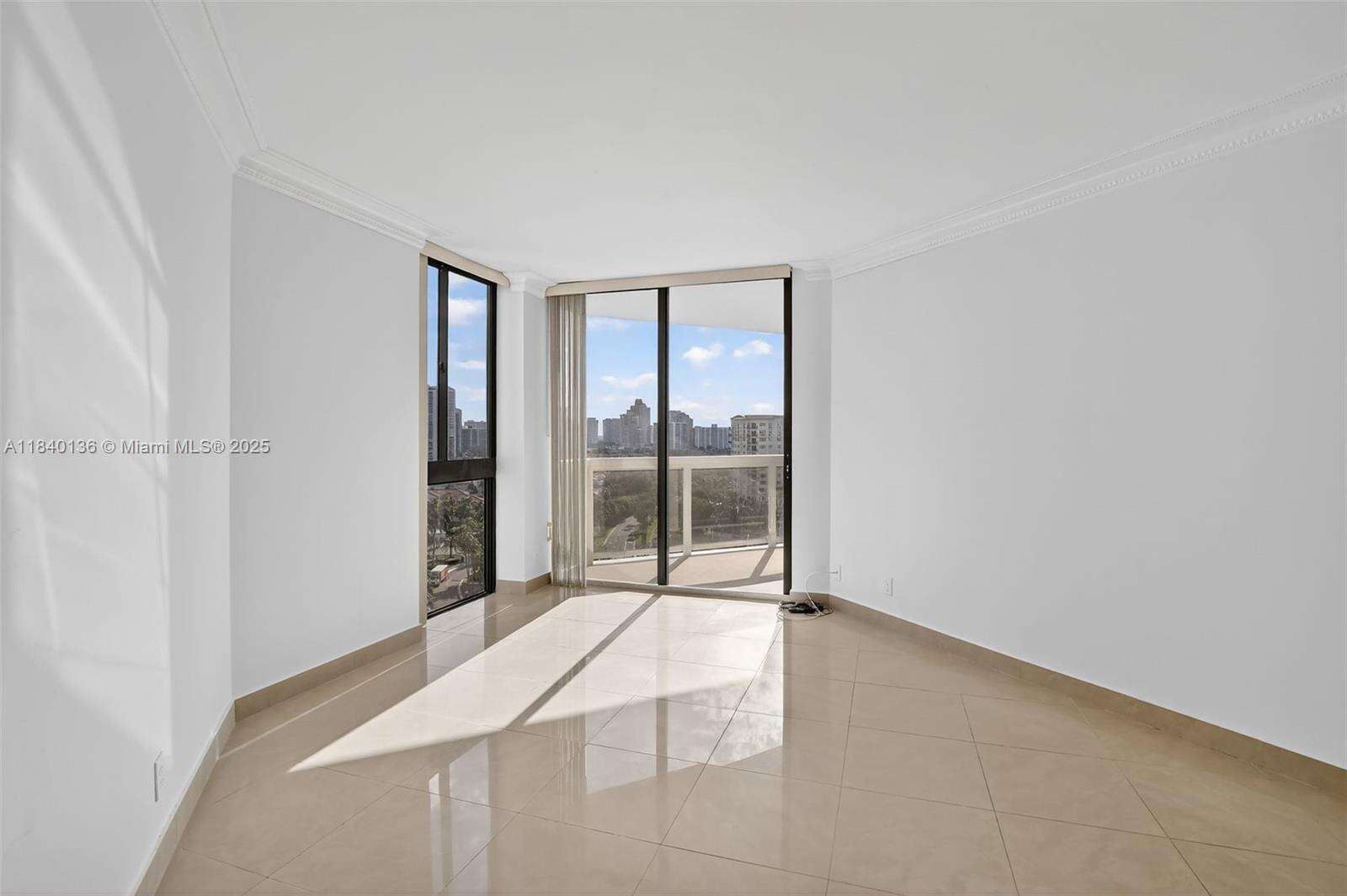 The Landmark at 20185 Country Club Dr, Aventura, FL 33180 - For Sale photo 21