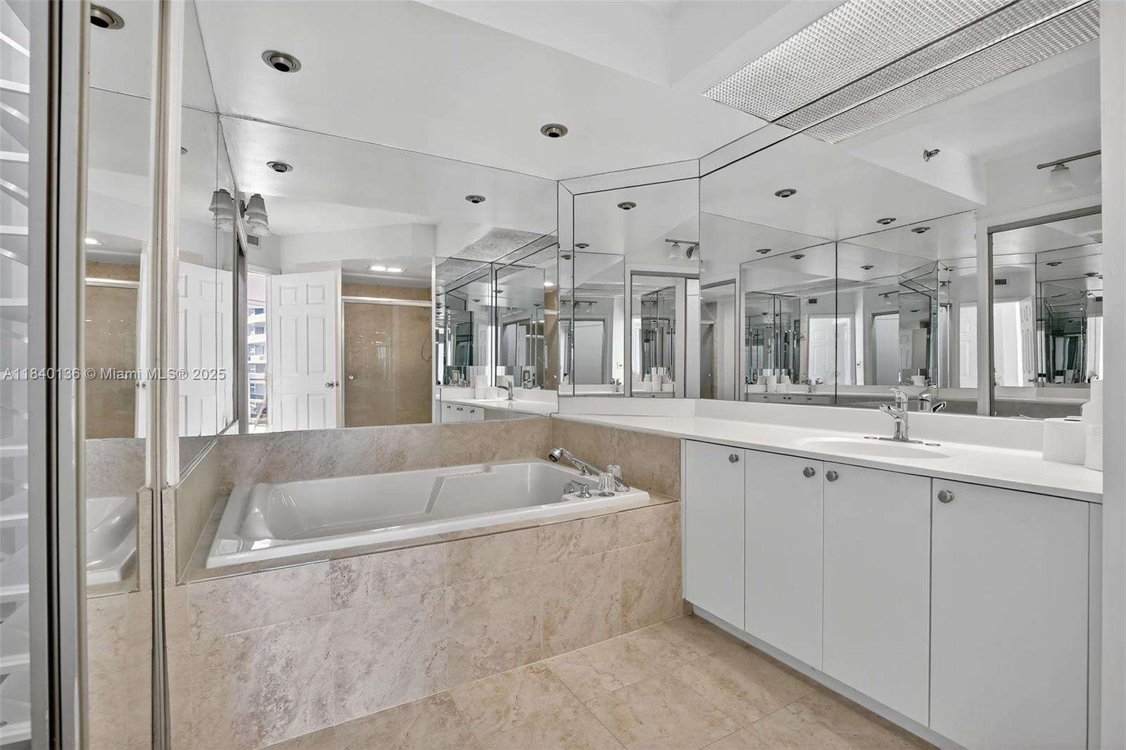 The Landmark at 20185 Country Club Dr, Aventura, FL 33180 - For Sale photo 27