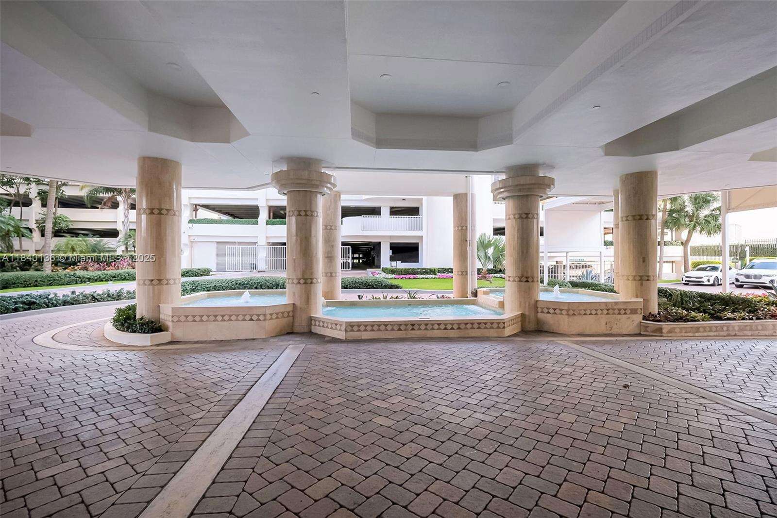 The Landmark at 20185 Country Club Dr, Aventura, FL 33180 - For Sale photo 42