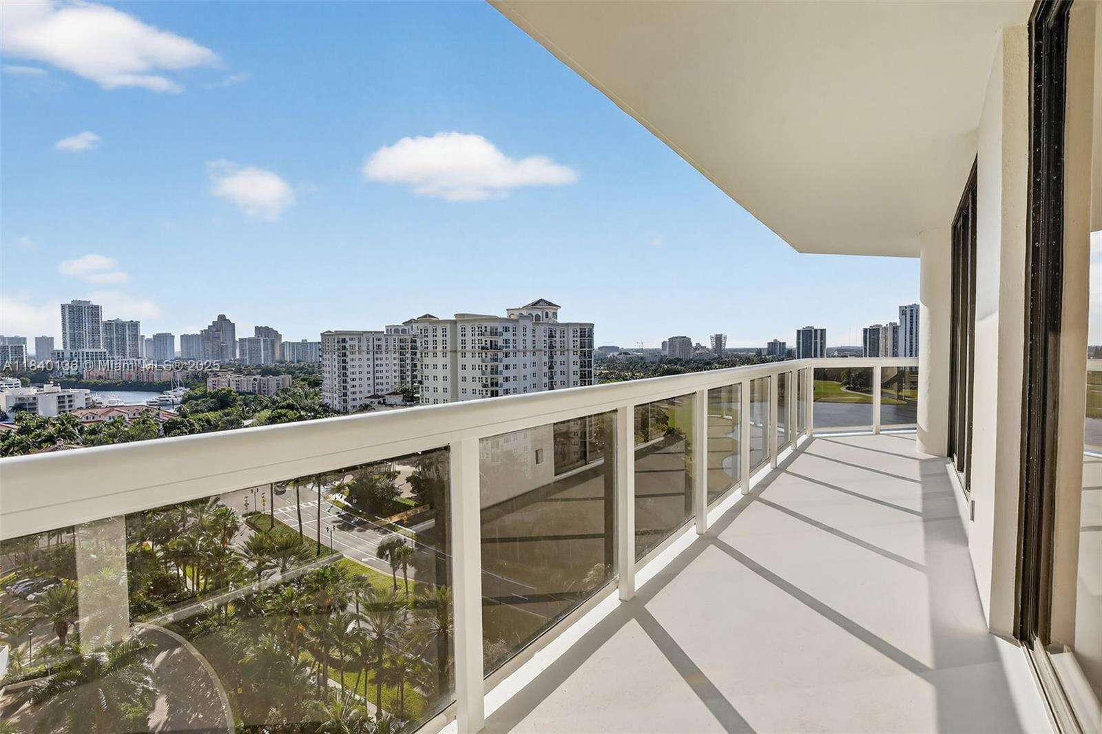 The Landmark at 20185 Country Club Dr, Aventura, FL 33180 - For Sale photo 61