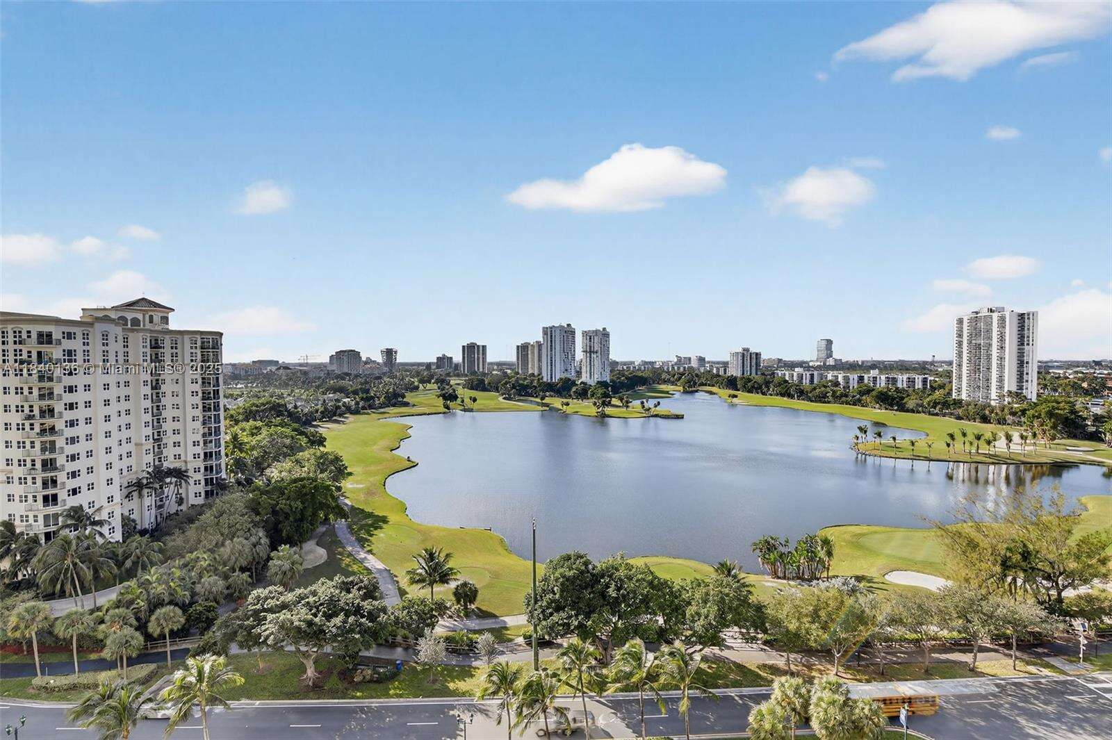 The Landmark at 20185 Country Club Dr, Aventura, FL 33180 - For Sale photo 65