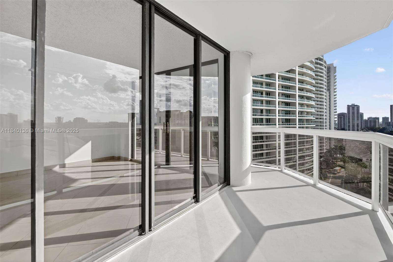 The Landmark at 20185 Country Club Dr, Aventura, FL 33180 - For Sale photo 66