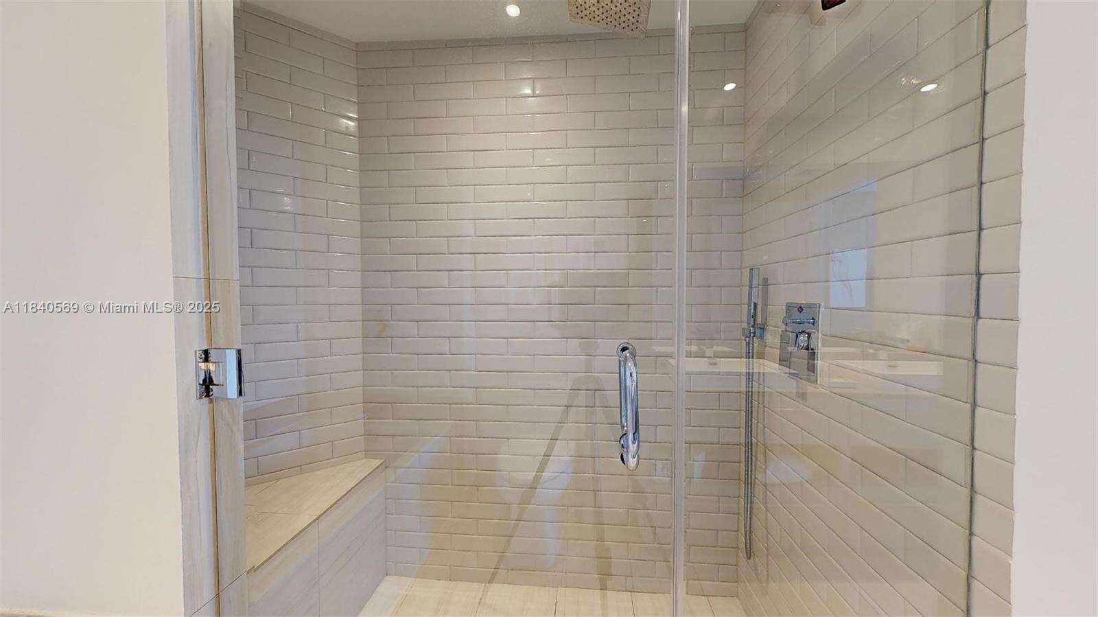 Hyde Beach House at 4010 Ocean Dr, Hollywood, FL 33019 - For Sale photo 22