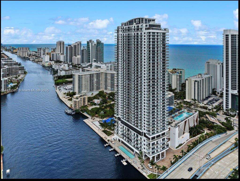Hyde Beach House at 4010 Ocean Dr, Hollywood, FL 33019 - For Sale photo 33
