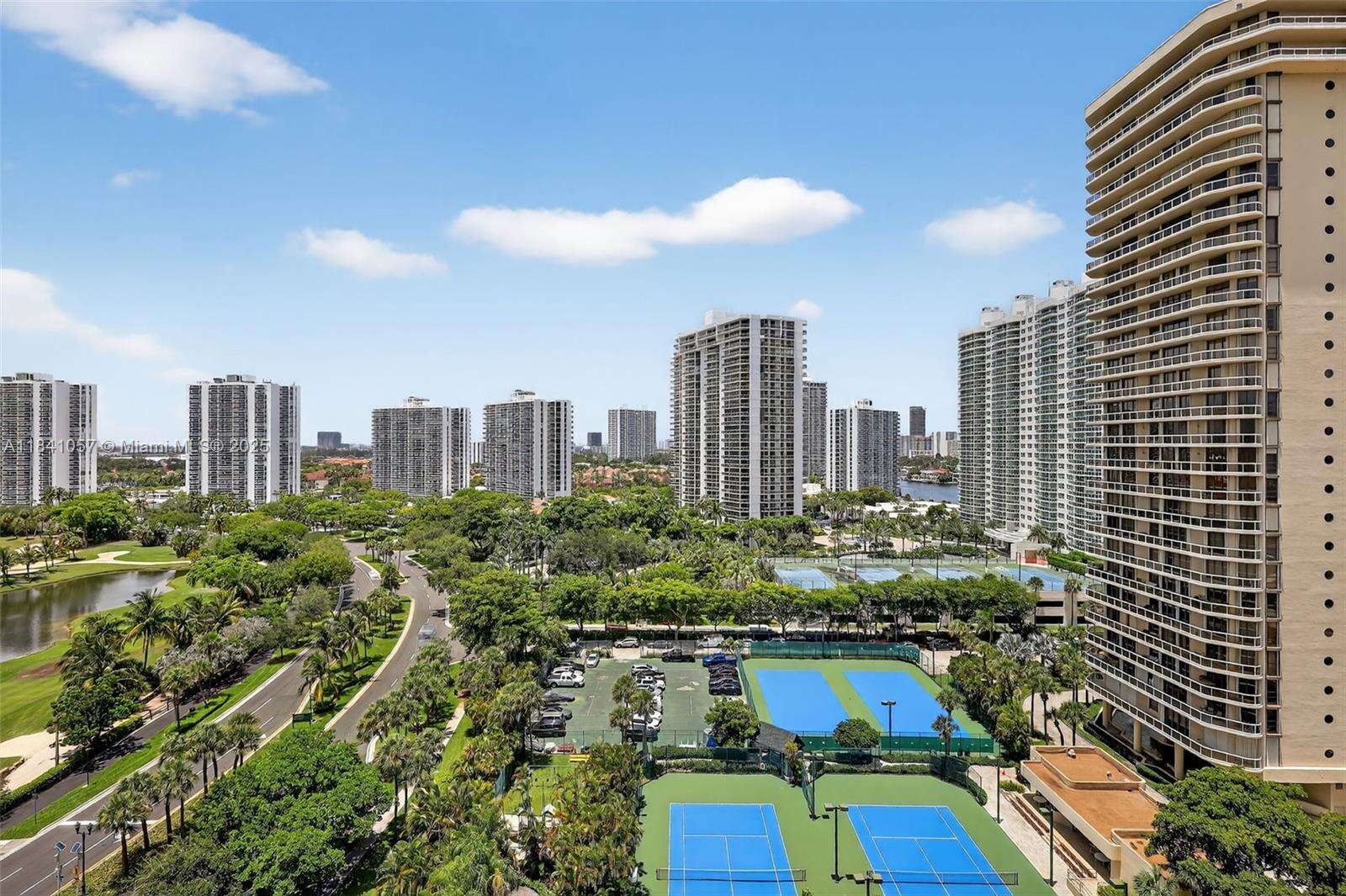 The Landmark at 20185 Country Club Dr, Aventura, FL 33180 - For Sale photo 23
