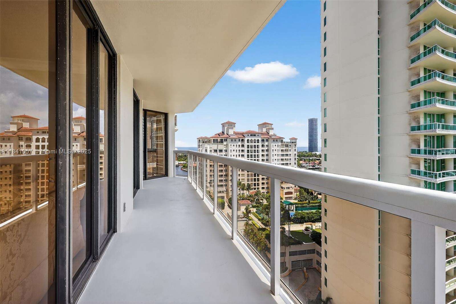 The Landmark at 20185 Country Club Dr, Aventura, FL 33180 - For Sale photo 43