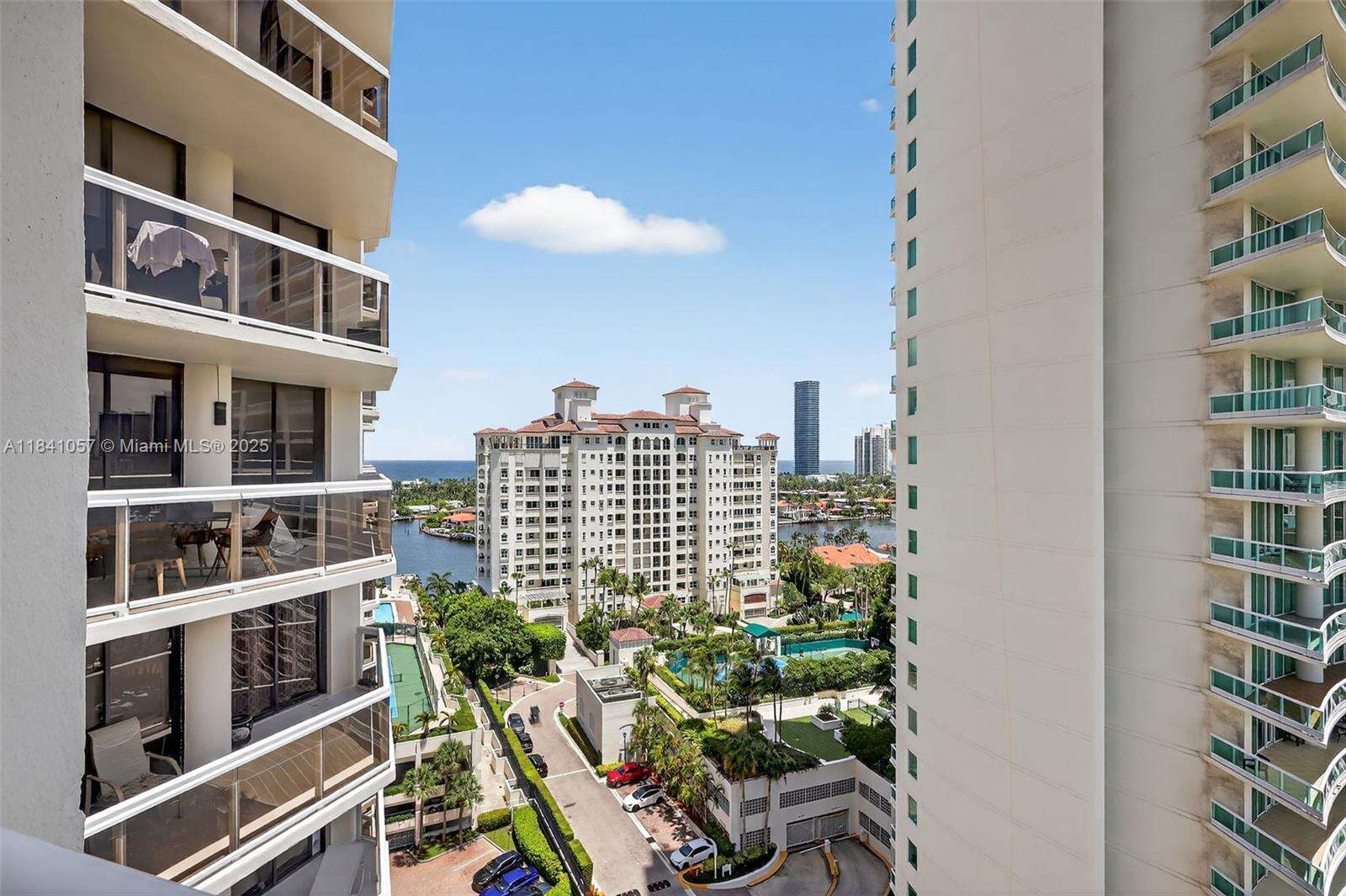 The Landmark at 20185 Country Club Dr, Aventura, FL 33180 - For Sale photo 45