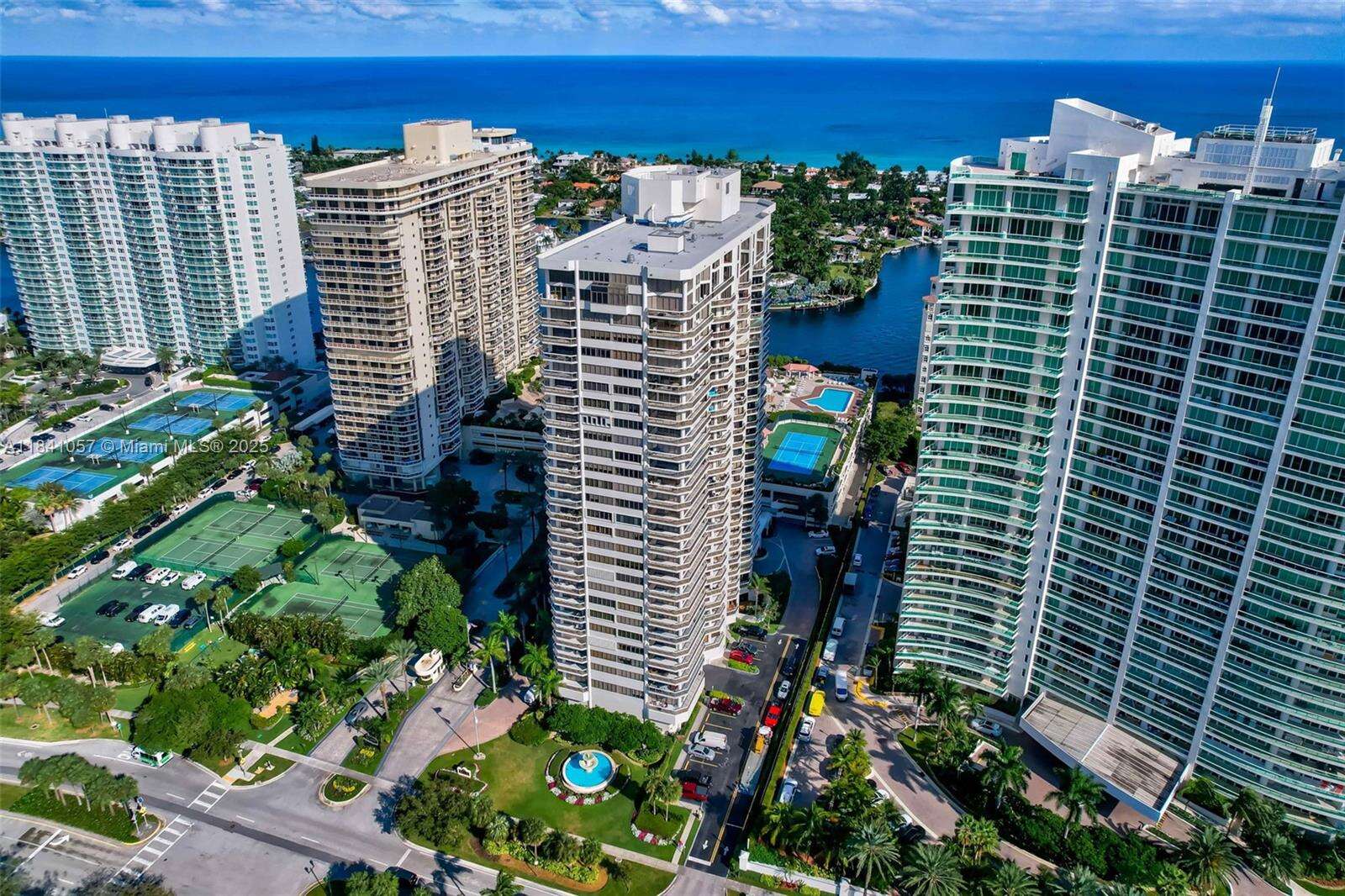 The Landmark at 20185 Country Club Dr, Aventura, FL 33180 - For Sale photo 52