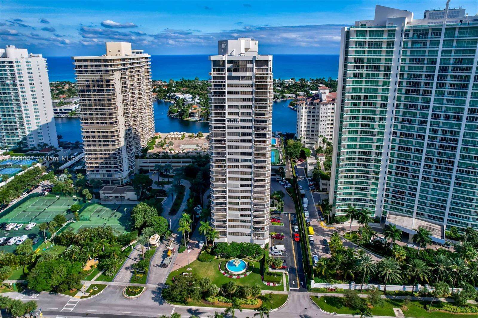 The Landmark at 20185 Country Club Dr, Aventura, FL 33180 - For Sale photo 61