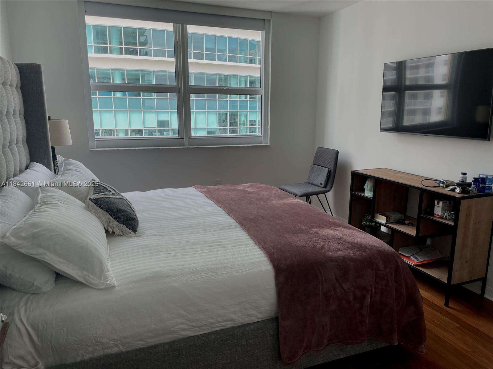 The Mark On Brickell at 1155 Brickell Bay Dr, Miami, FL 33131 - For Sale photo 14