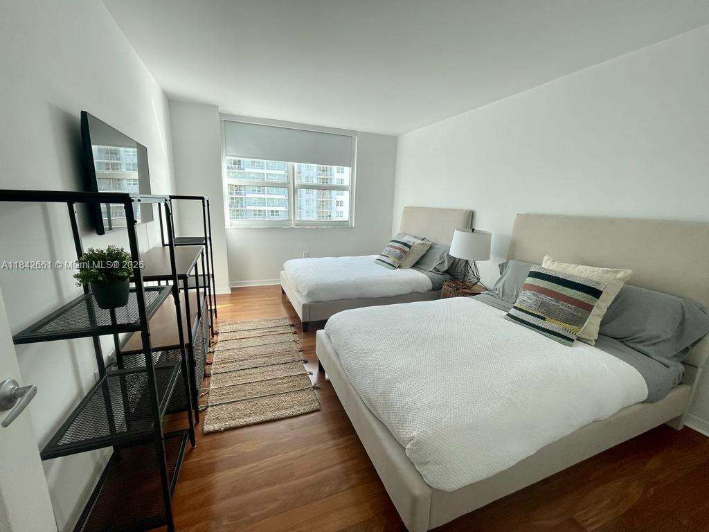 The Mark On Brickell at 1155 Brickell Bay Dr, Miami, FL 33131 - For Sale photo 19