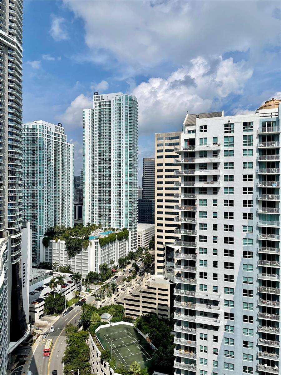 The Mark On Brickell at 1155 Brickell Bay Dr, Miami, FL 33131 - For Sale photo 36