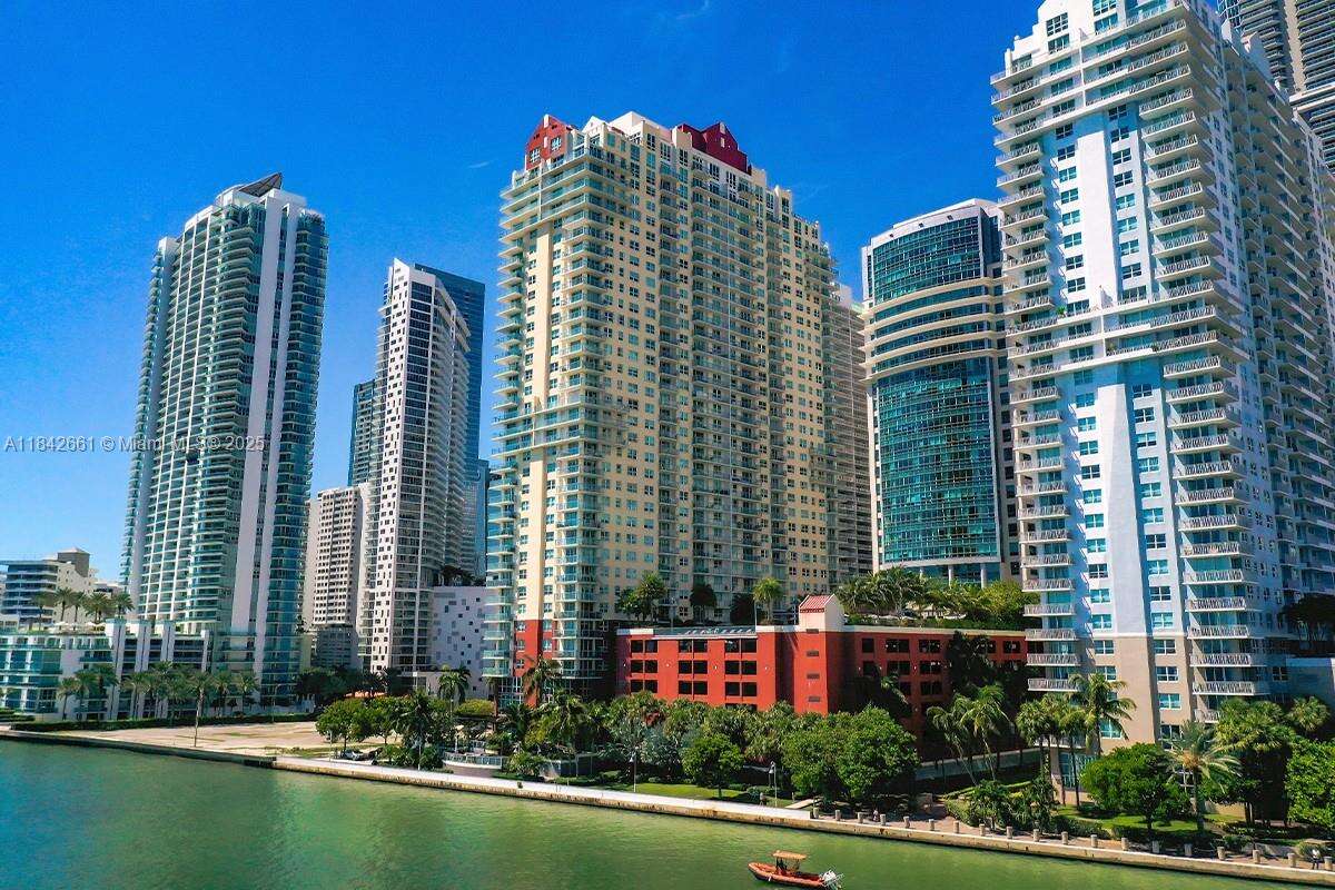The Mark On Brickell at 1155 Brickell Bay Dr, Miami, FL 33131 - For Sale photo 43