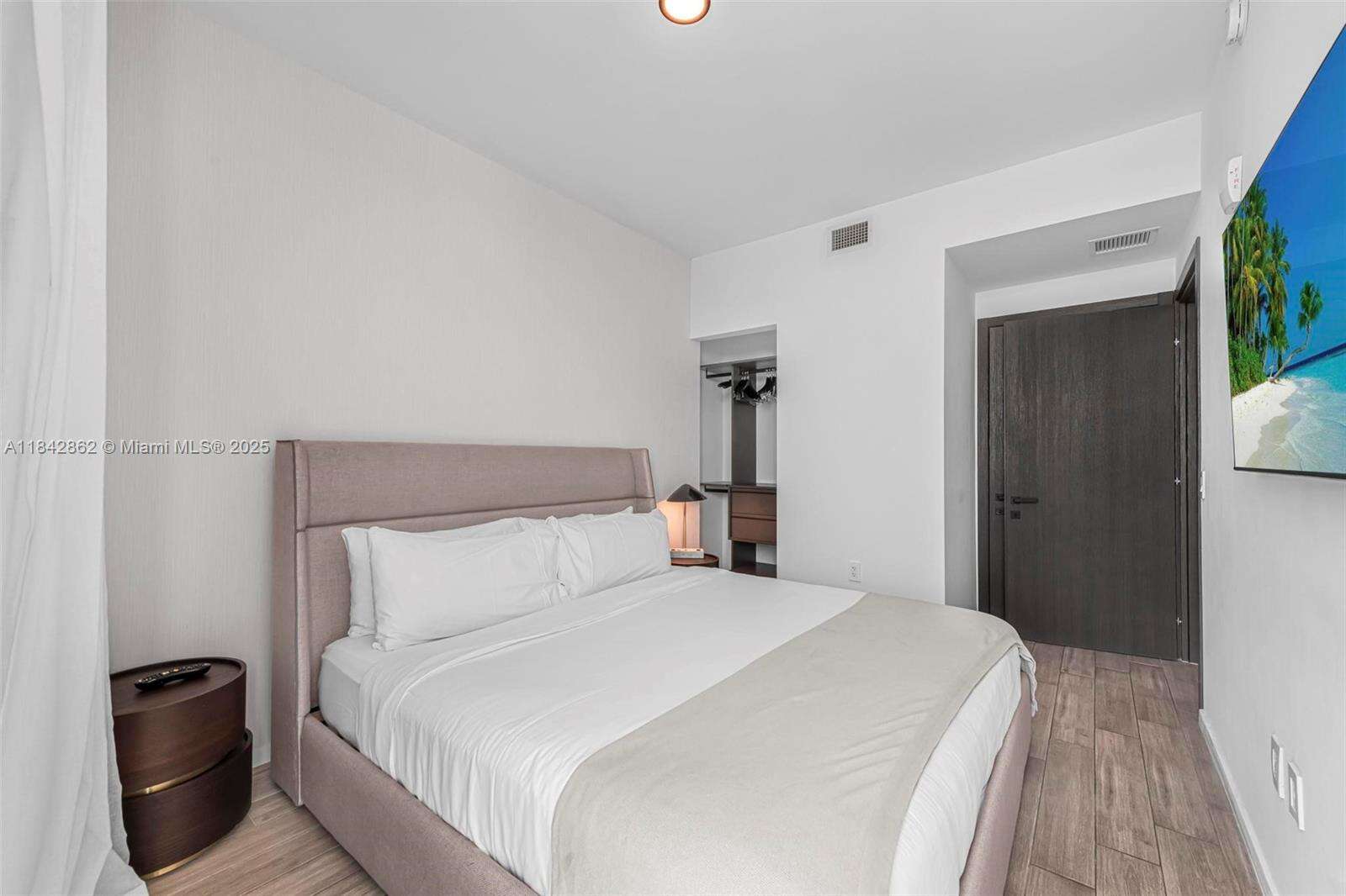 398 NE 5TH STREET - 398 5 St, Miami, FL 33132 | Picture 16