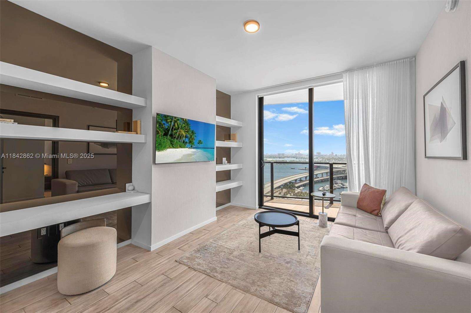 398 NE 5TH STREET - 398 5 St, Miami, FL 33132 | Picture 9