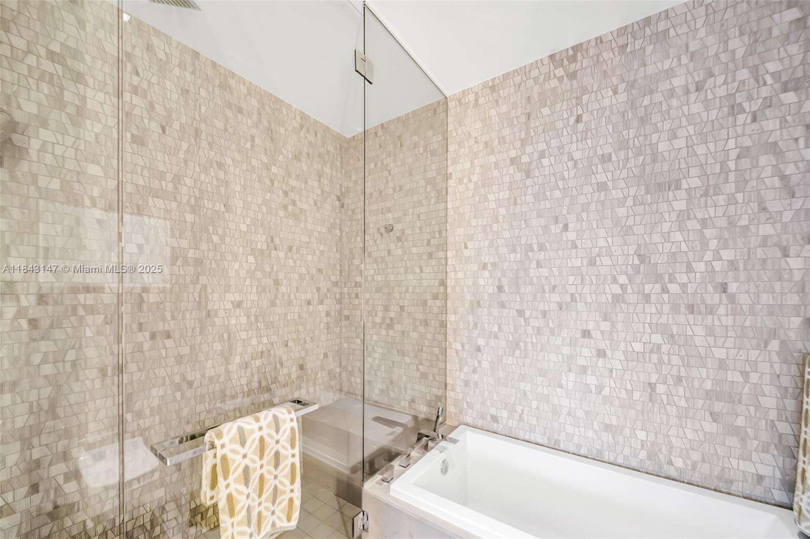 Rise Brickell at 88 7 St, Miami, FL 33130 - For Sale photo 16