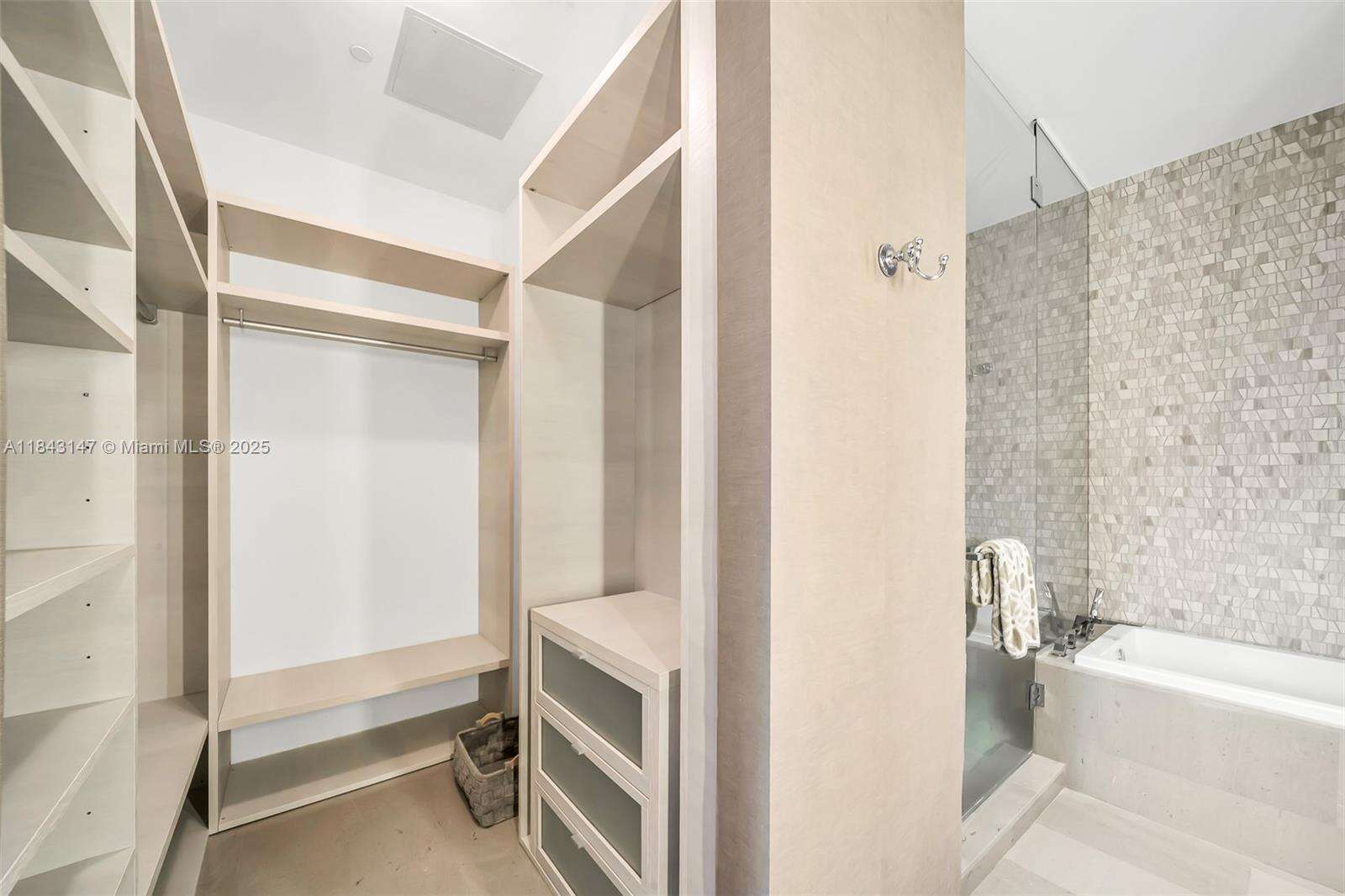 Rise Brickell at 88 7 St, Miami, FL 33130 - For Sale photo 17