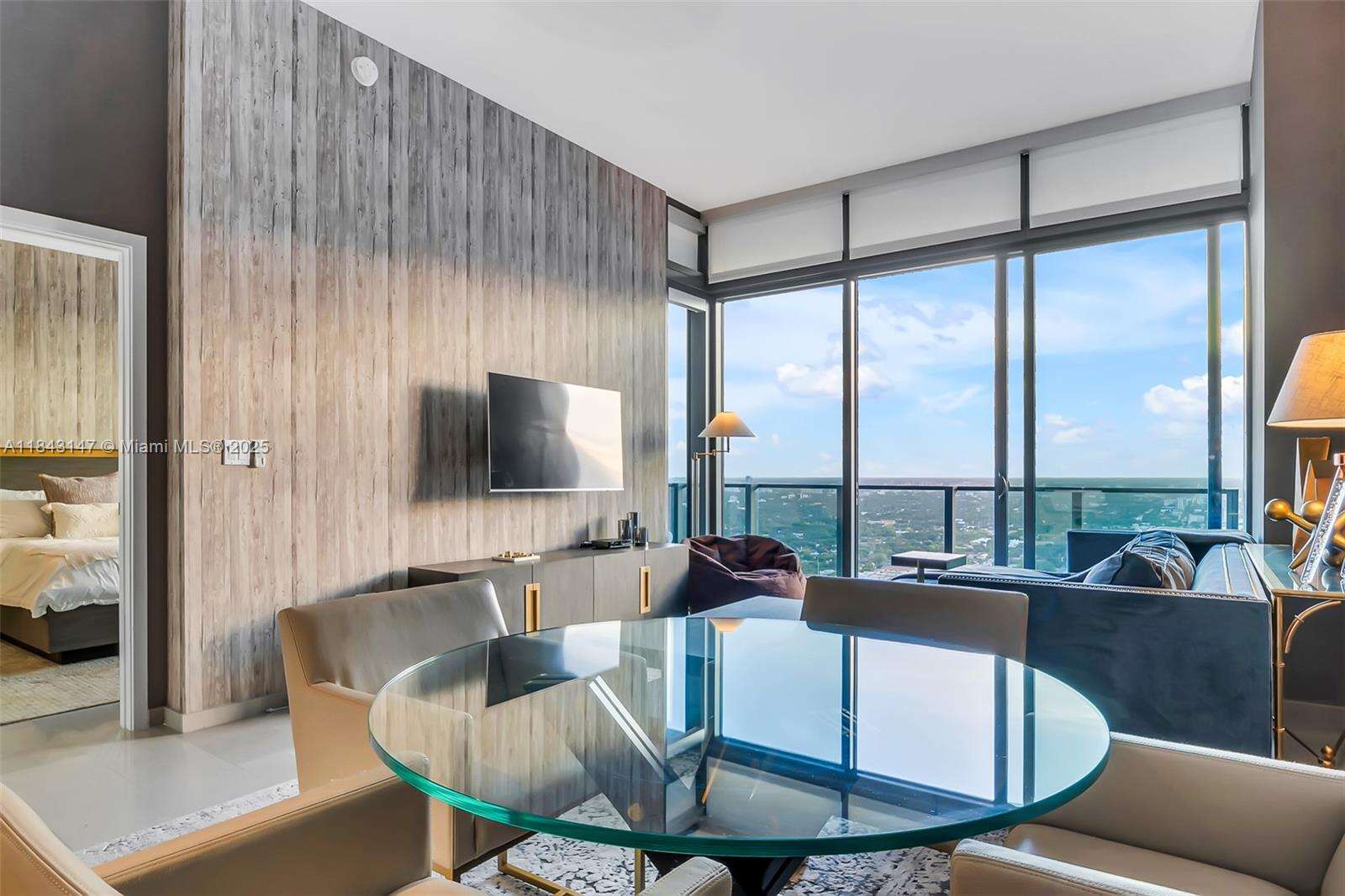 Rise Brickell at 88 7 St, Miami, FL 33130 - For Sale photo 4