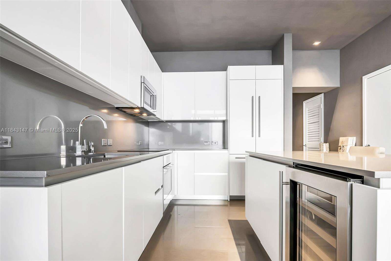 Rise Brickell at 88 7 St, Miami, FL 33130 - For Sale photo 9