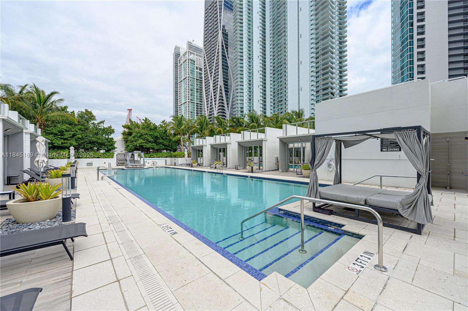 Paramount Miami Worldcenter at 851 1st Ave, Miami, FL 33132 - For Sale photo 33