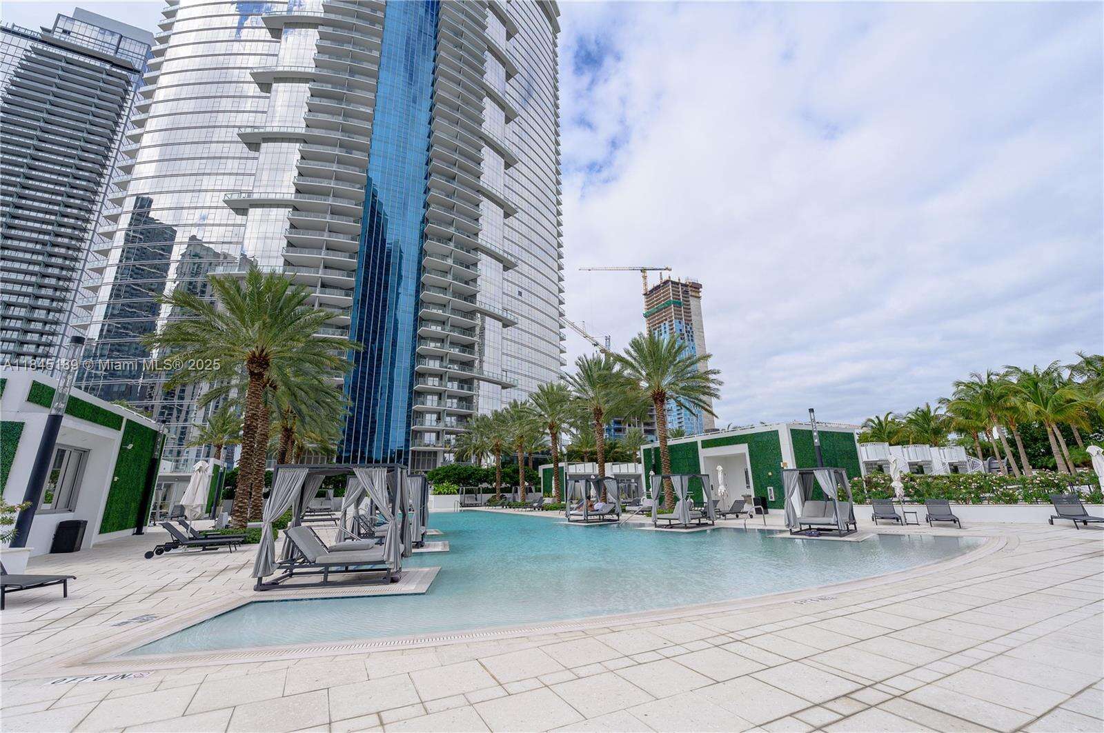 Paramount Miami Worldcenter at 851 1st Ave, Miami, FL 33132 - For Sale photo 36