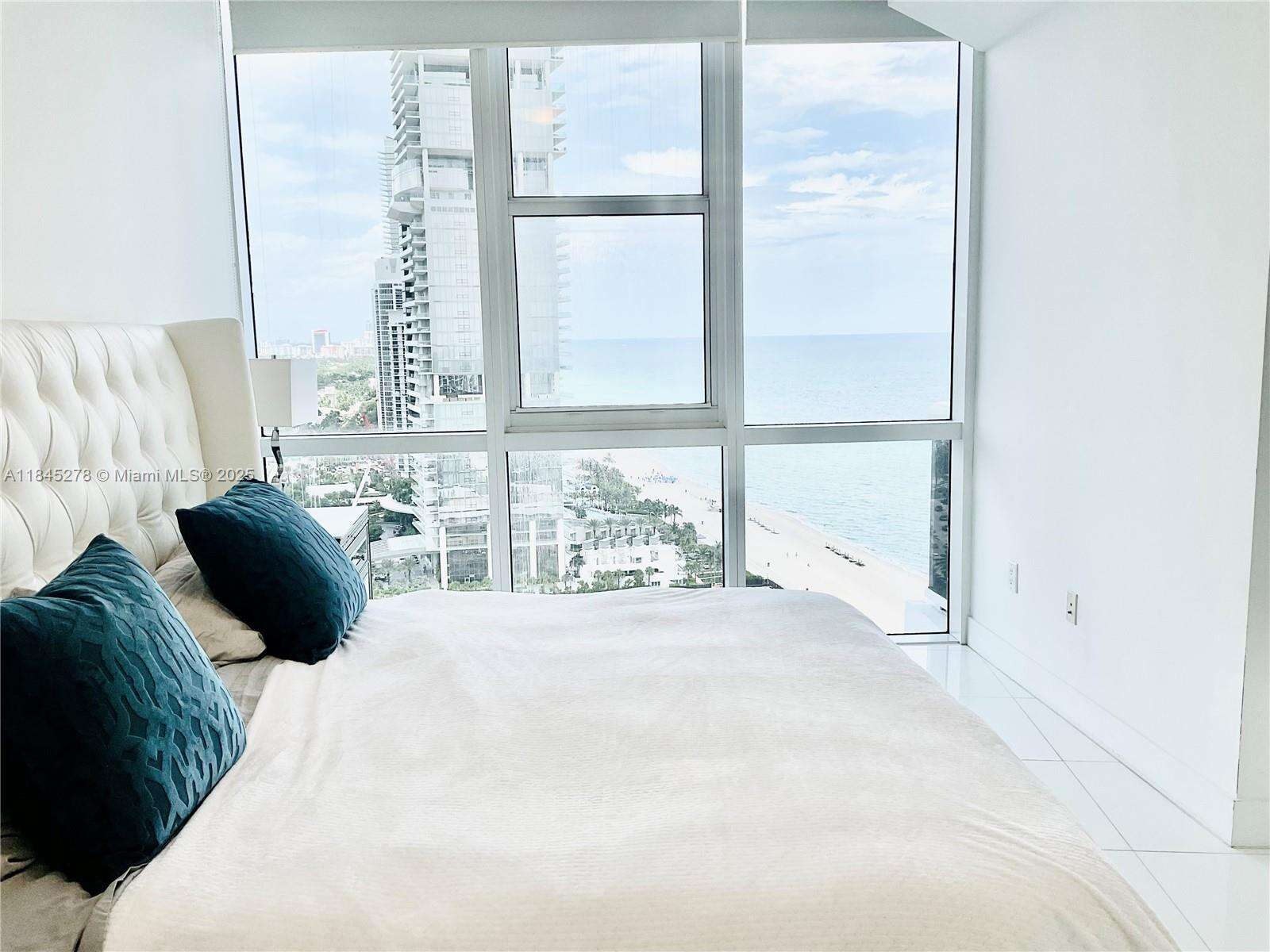Trump Royale at 18201 Collins Ave, Sunny Isles Beach, FL 33160 - For Sale photo 5