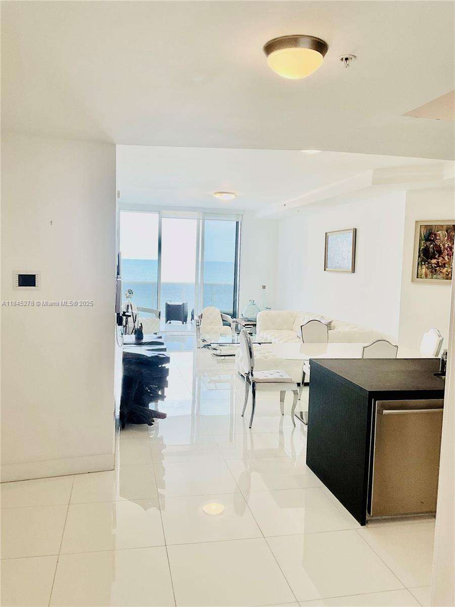 Trump Royale at 18201 Collins Ave, Sunny Isles Beach, FL 33160 - For Sale photo 6