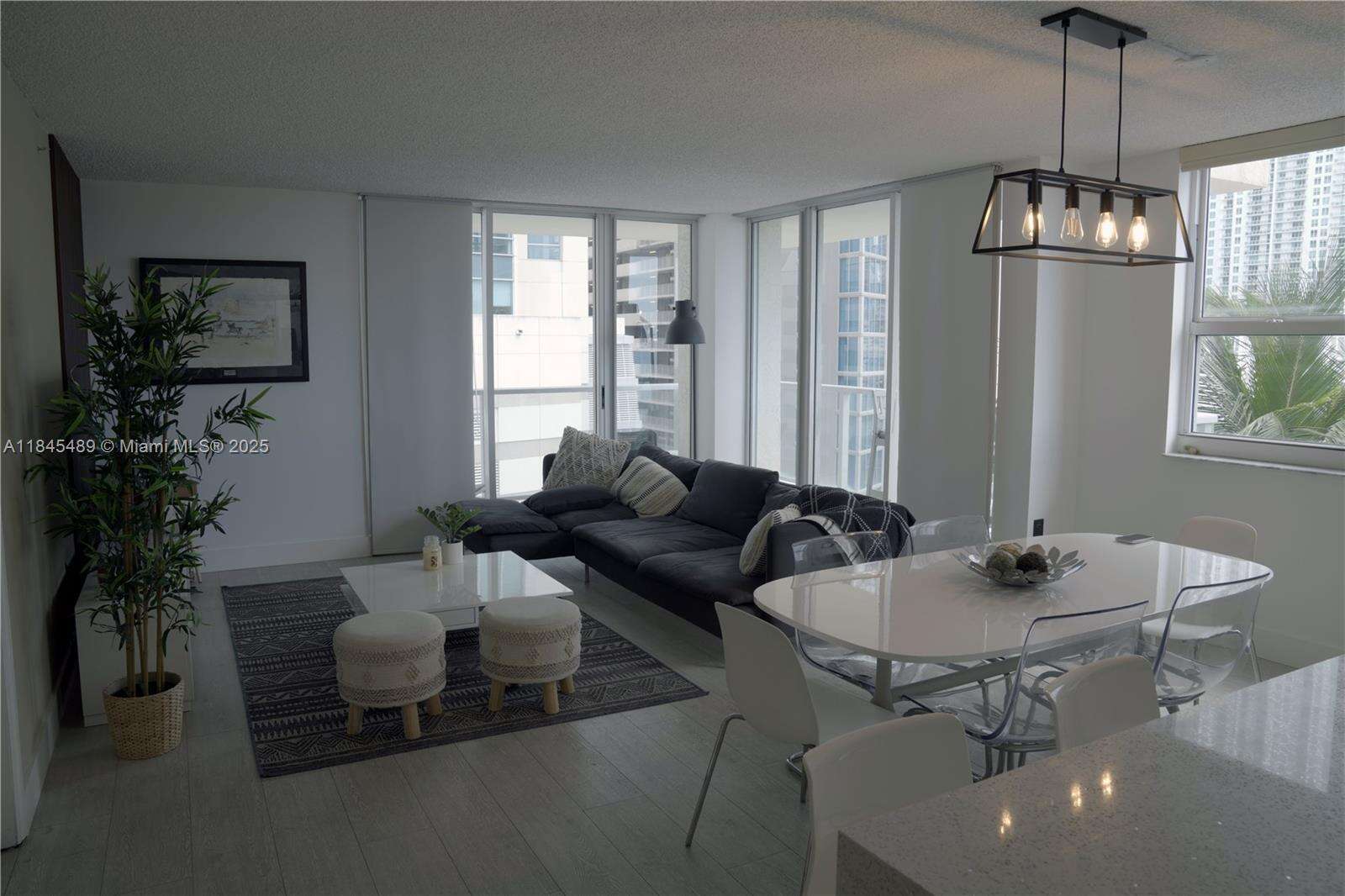 The Mark On Brickell at 1155 Brickell Bay Dr, Miami, FL 33131 - For Sale photo 1